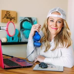 Meet your Posher, Holly